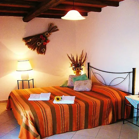 Agriturismo La Valle Dell'Albegna Orbetello Exterior foto